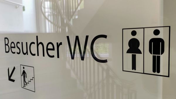 Toiletten Wegweiser