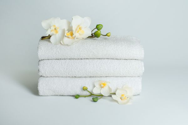 Blüten auf frischen Handtüchern